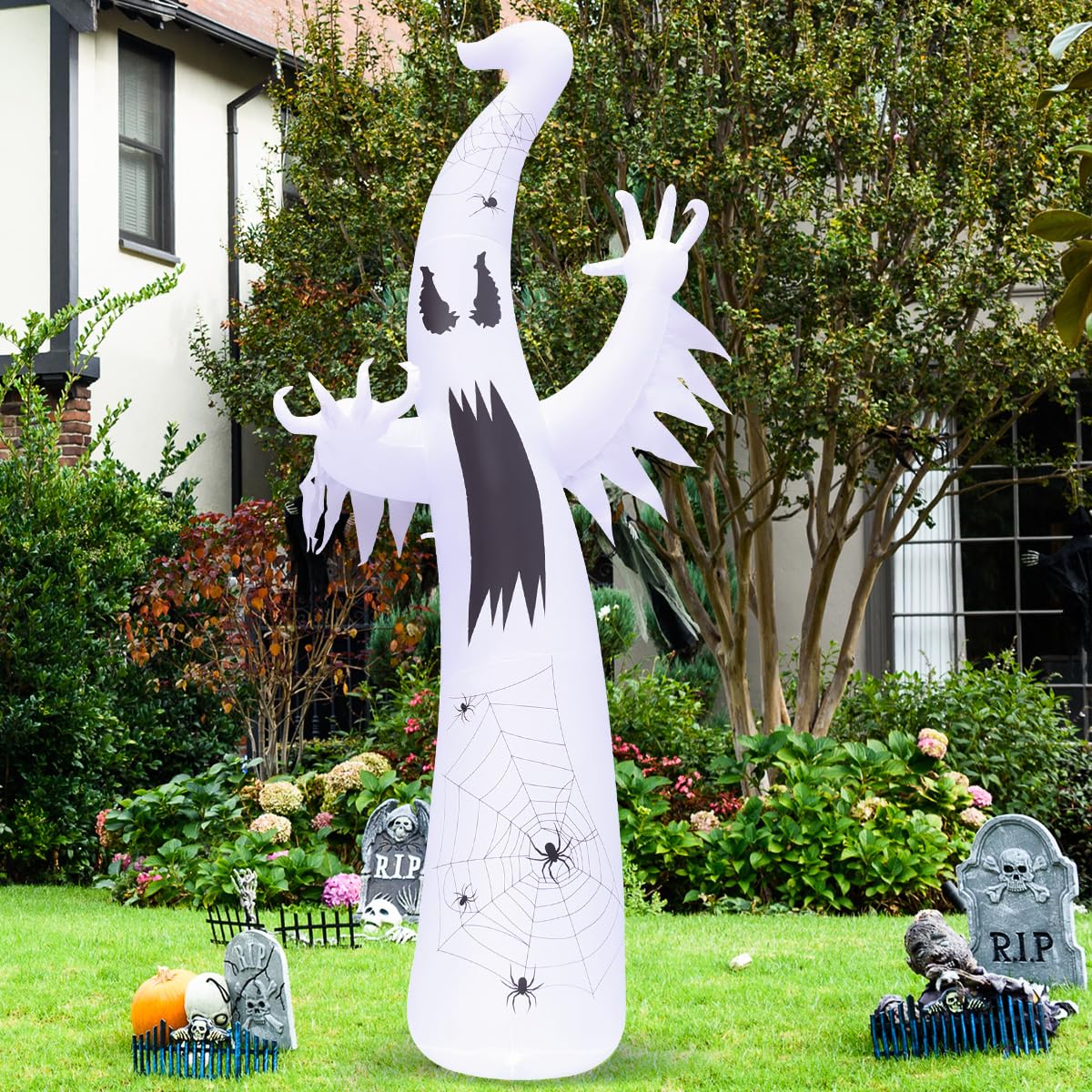12 FT Halloween Inflatable Ghost with Built-in LEDs Q167