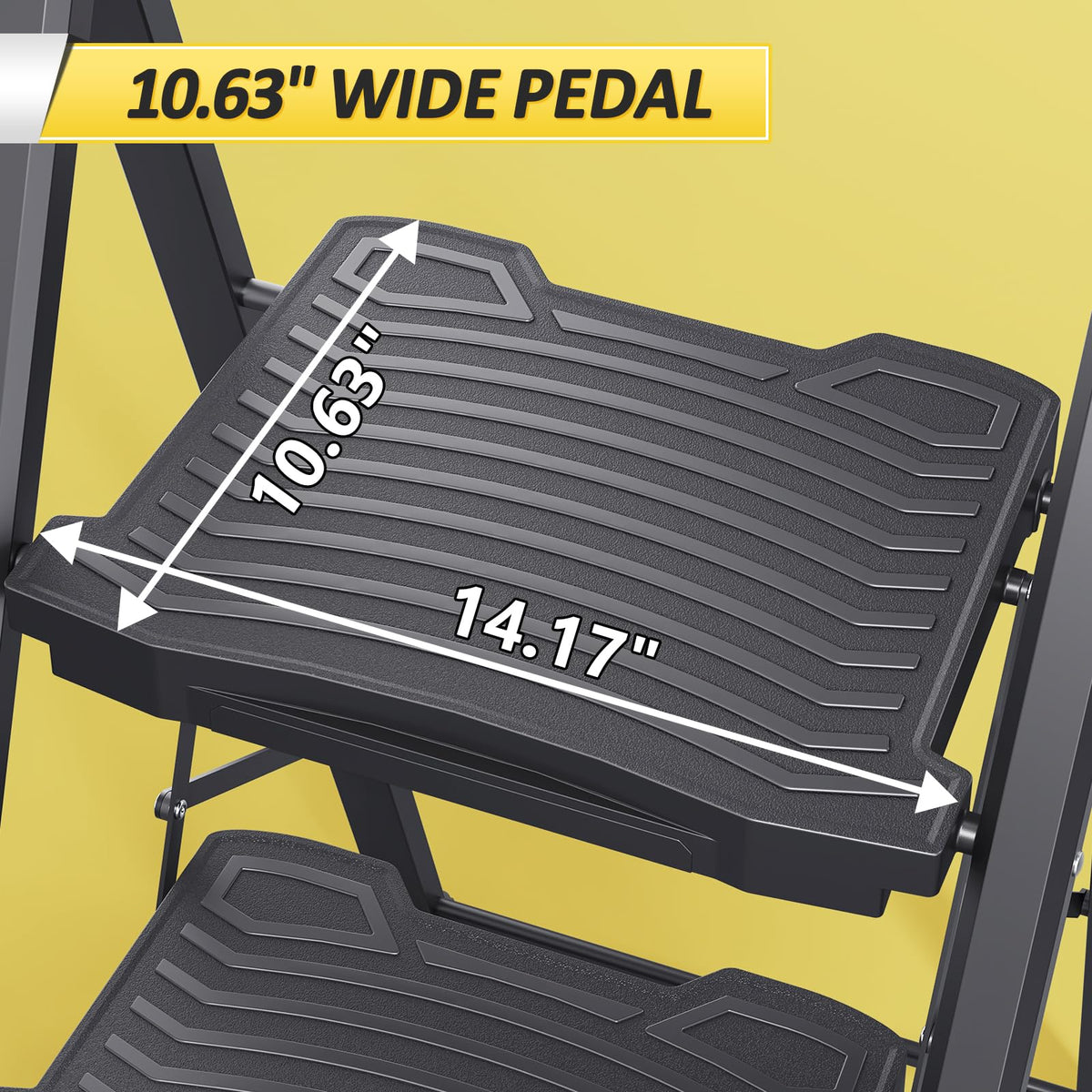 4 Step Folding Step Ladder with Handrails W486904